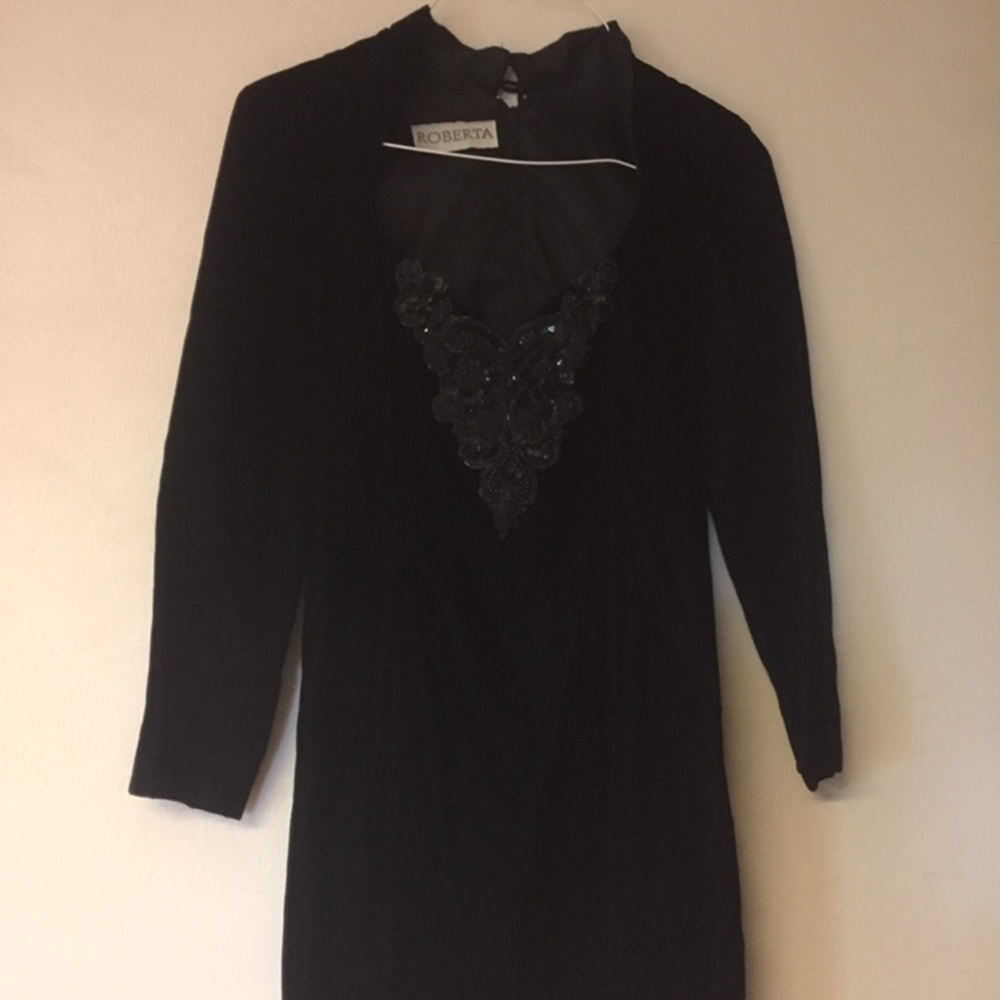 Roberta size M formal dress